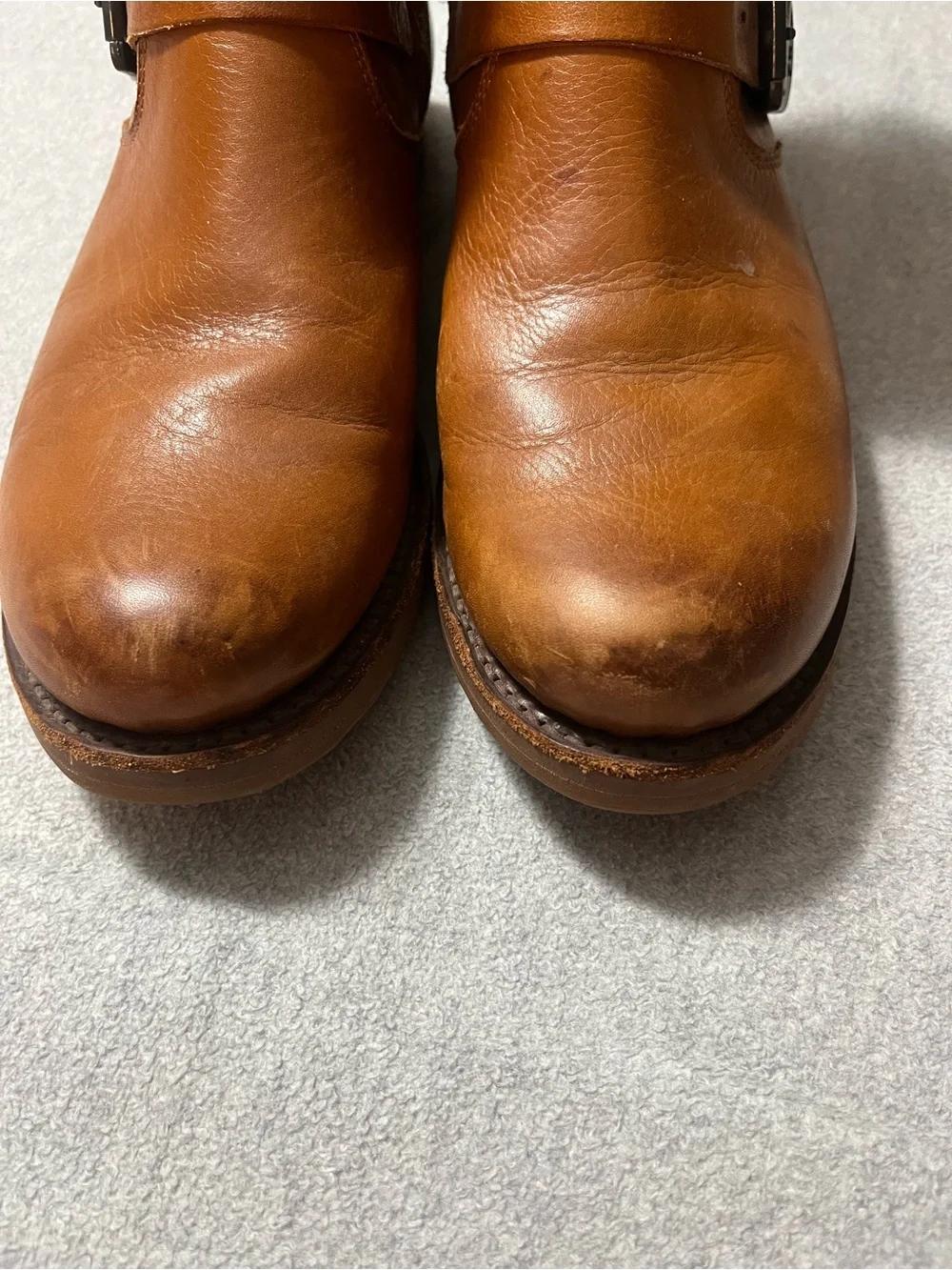 Frye premium cognac